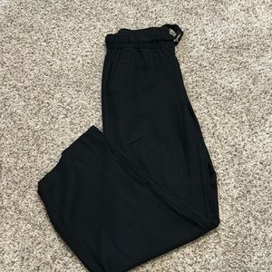 Black womens XS linen pants with pockets